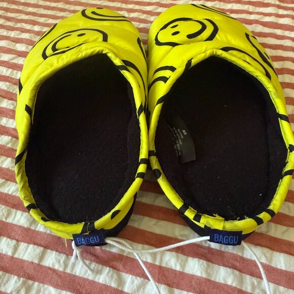 NWT Baggu Puffy Slippers | S/M (US W 5-7) | Happy Yellow - Picture 4 of 7